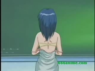 Animasi pornografi stunner pergi cabul ketika bergaya telanjang untuk sebuah drawing kelas