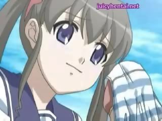 Gagah anime muda perempuan mendapat air mani pada muka /facial